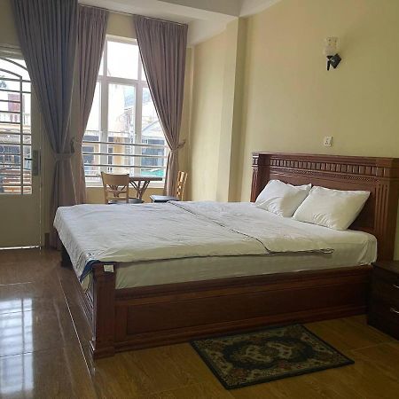 Blue Sky Guest House Phnom Penh Exterior photo