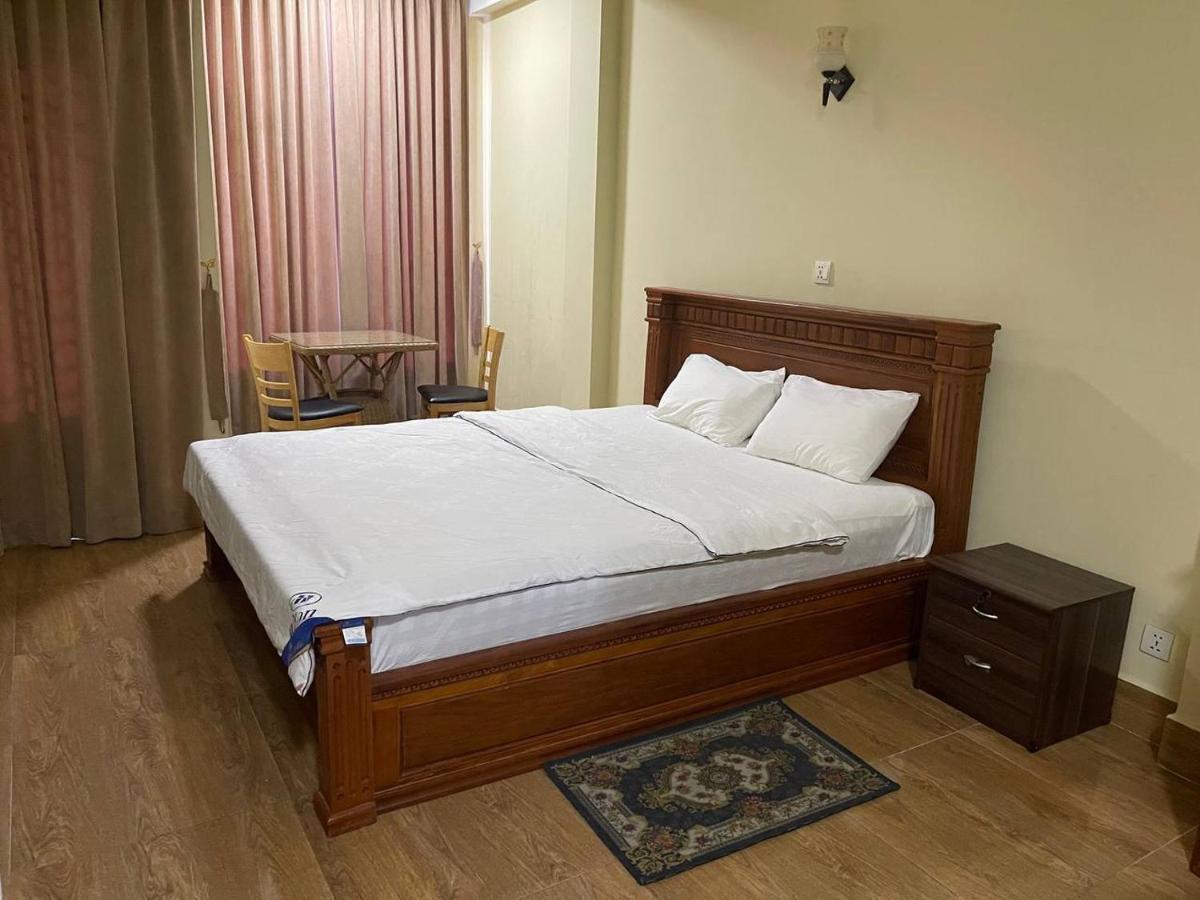 Blue Sky Guest House Phnom Penh Exterior photo